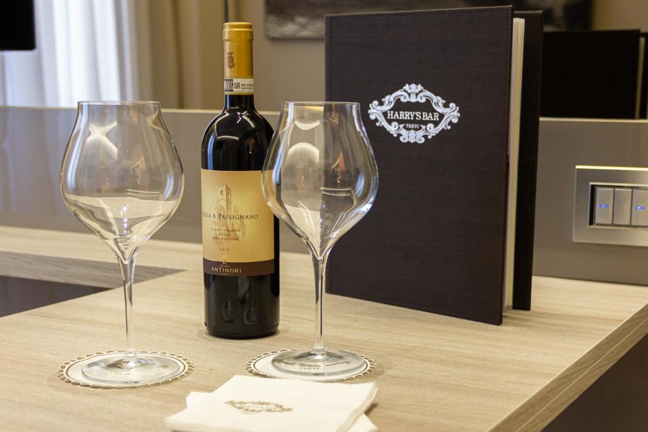 Harry'S Bar Trevi Luxury Apartments - Spagna โรม ภายนอก รูปภาพ